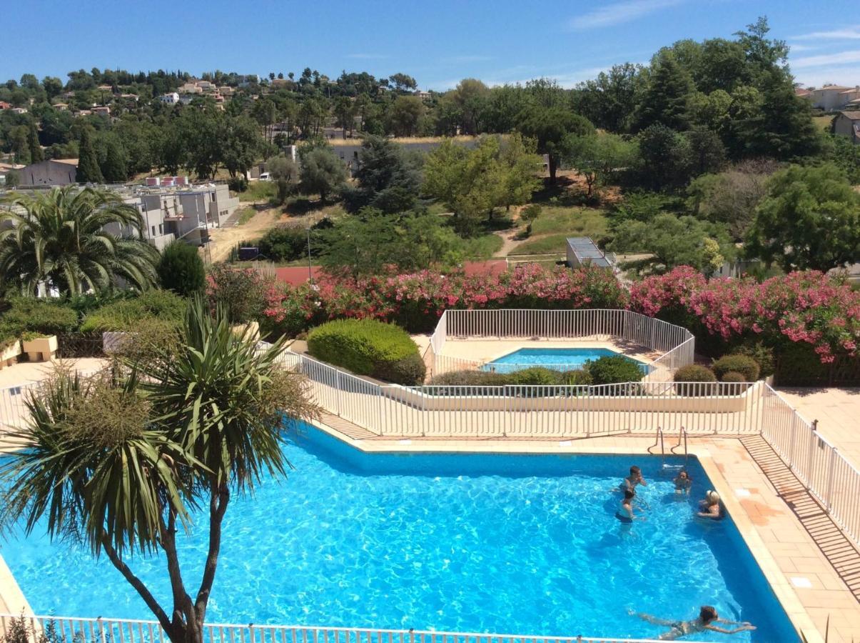 Au calme dans hameau fleuri joli Studio 3 pers piscine parking wi-fi Vence Extérieur photo